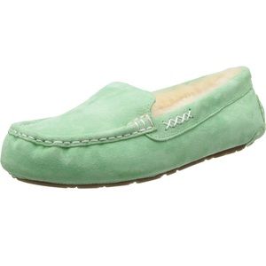 Old Friend Women's Bella Slipper Sz 6